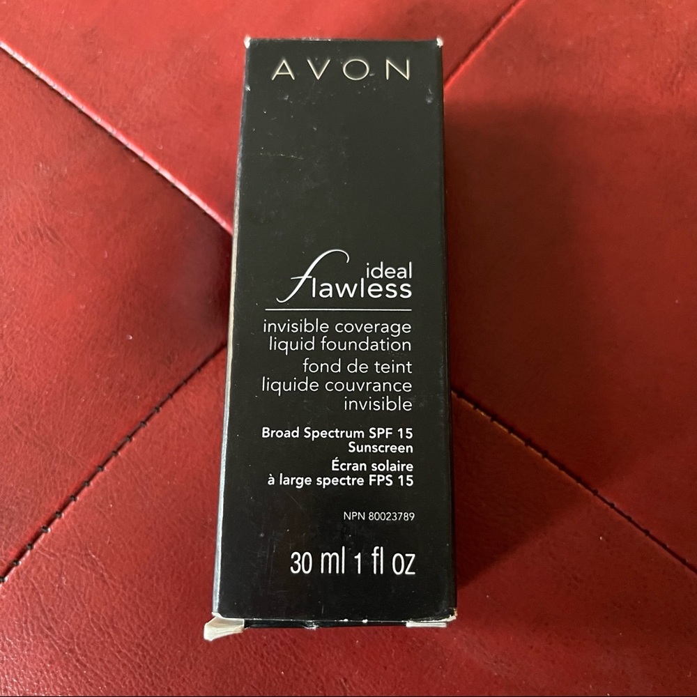 Avon Flawless Liquid Foundation Medium Beige - Picture 3 of 3